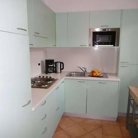 Casa Natura With Swimming Pool Holiday home Kastelir